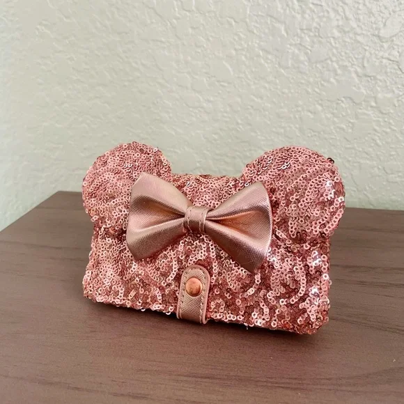 SOLD Disney IPhone 8/7/6s Case - Sequined Minnie Mouse - Rose Gold - Picture 1 of 4